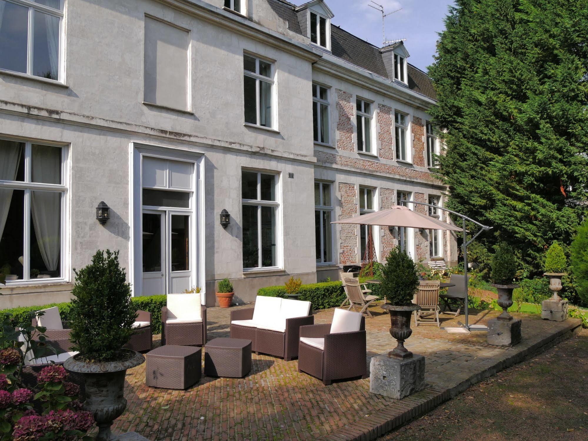 D'hôtes Château De Courcelette Alojamento de Acomodação e Pequeno-almoço 3*